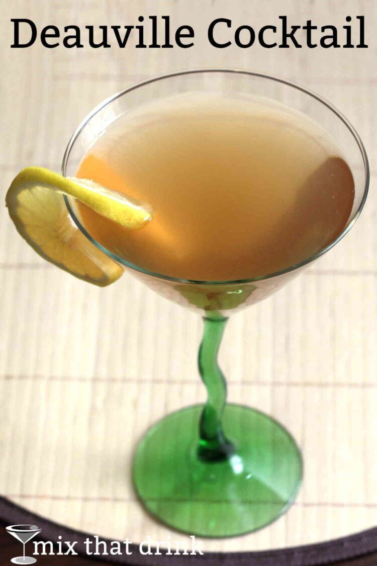 Deauville Cocktail with lemon