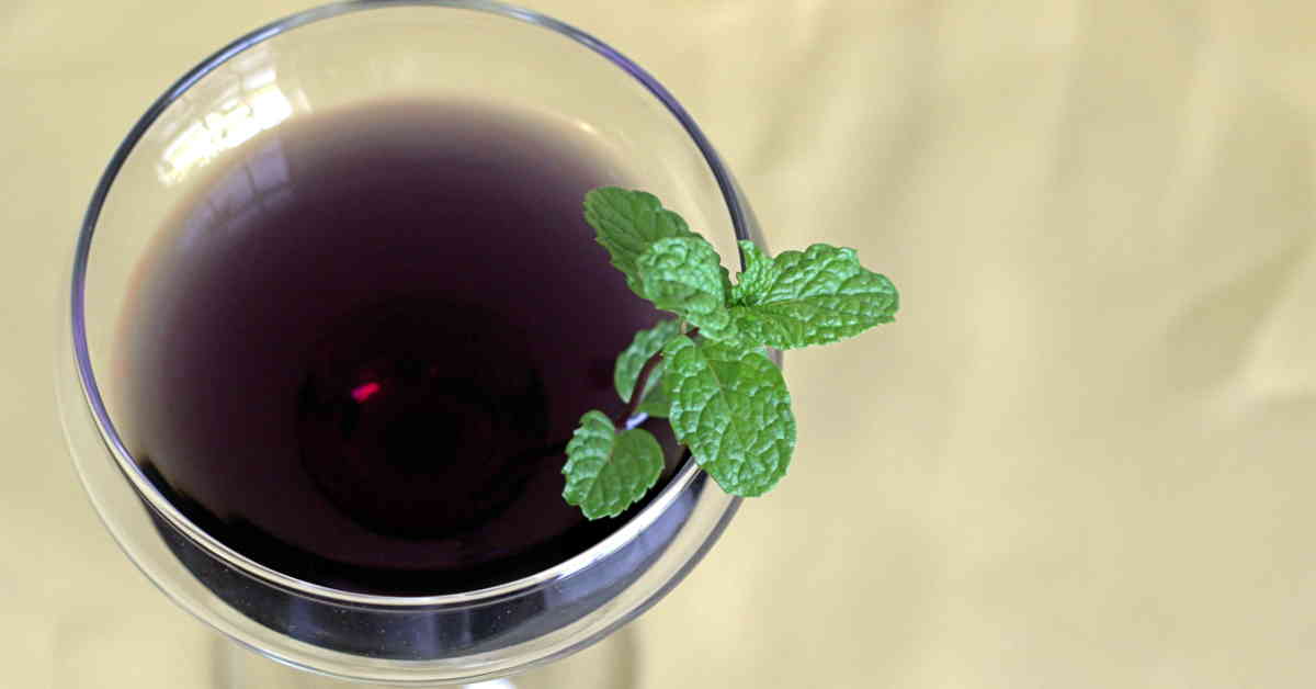 Garnet Crow cocktail with mint sprig