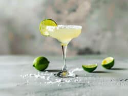 Margarita drink with lime