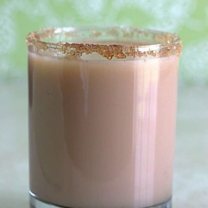 Oatmeal Cookie drink with cinnamon sugar rim